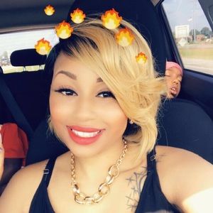 Meet your Posher, Veronica